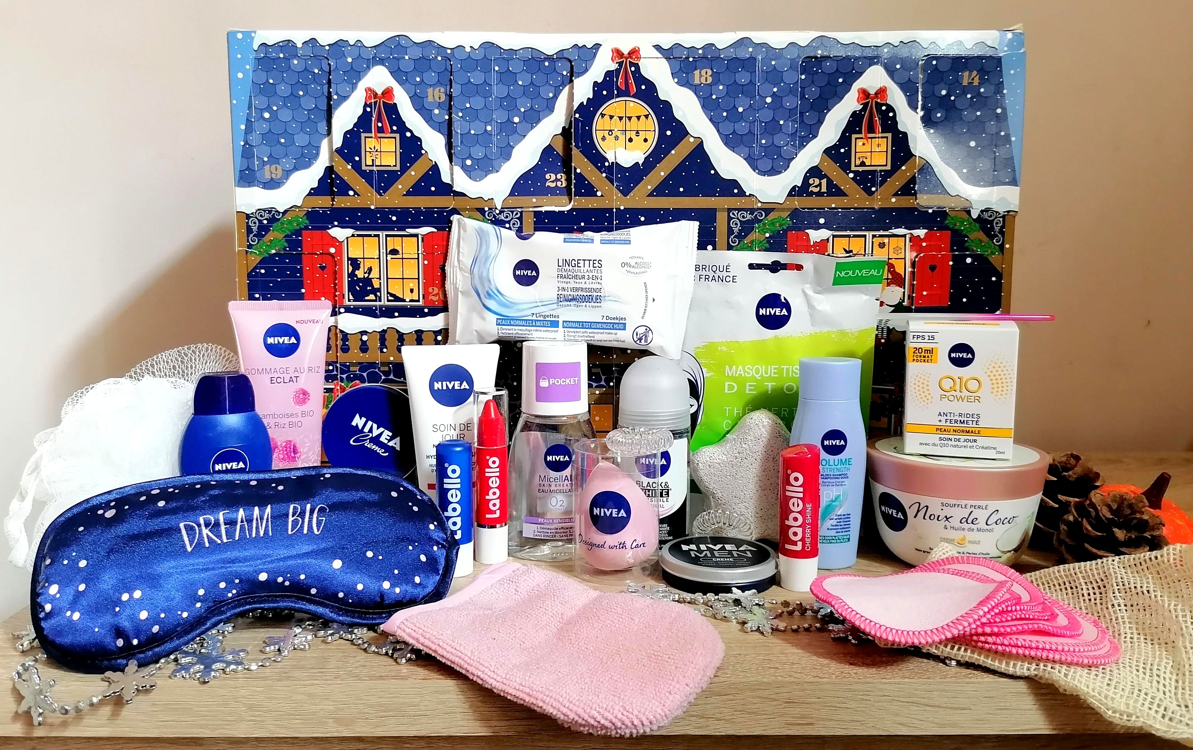 Unboxing du calendrier de l'Avent 2020 de NIVEA! (et il est énorme 😱) Unboxing du calendrier de l'Avent 2020 de NIVEA! (et il est énorme 😱)