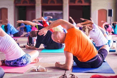 हमारे दैनिक जीवन में योग का महत्व | Importance Of Yoga In Our Daily Life