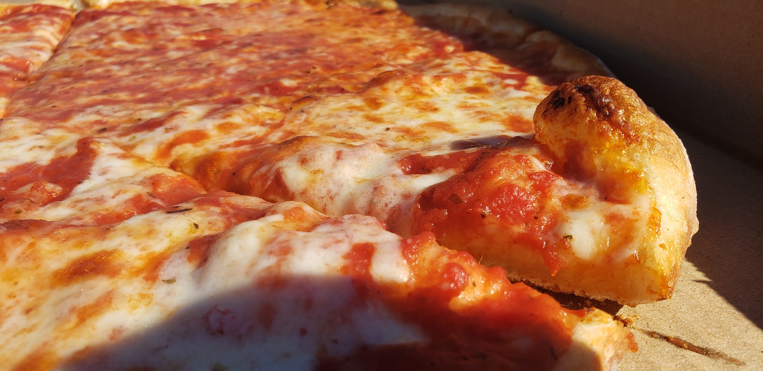 Roberto's Pizza and Restaurant Scranton NEPA Pizza Review