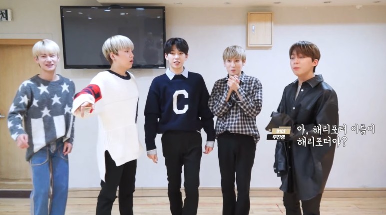 한국에 잠시 안 살았던거 같은 97년생 아이돌 | 인스티즈