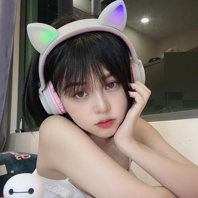Ngọc Éng lộ clip nóng