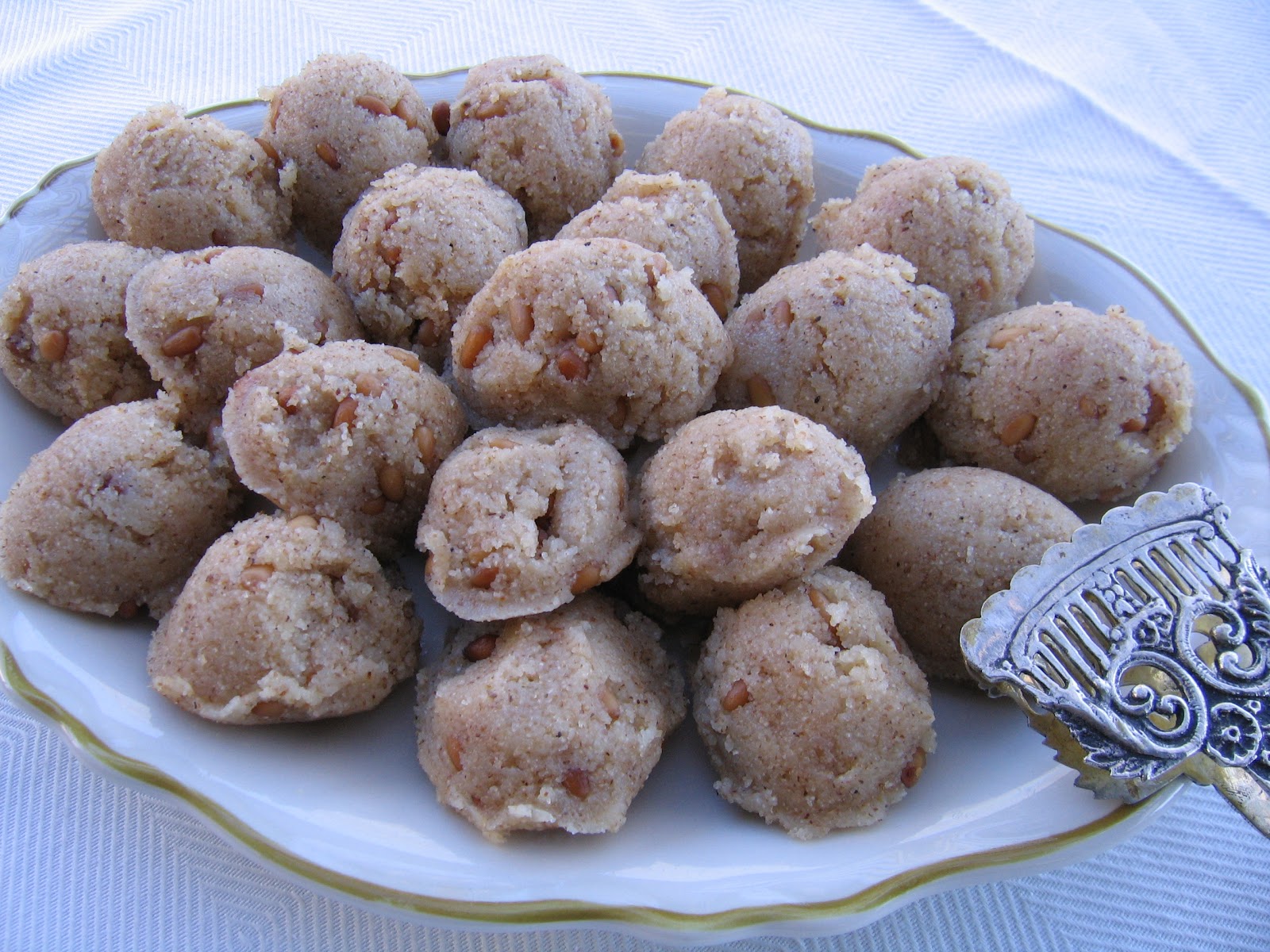 Yasemin's Kitchen: Helva – Farina Dessert with Pine Nuts – Fistikli ...