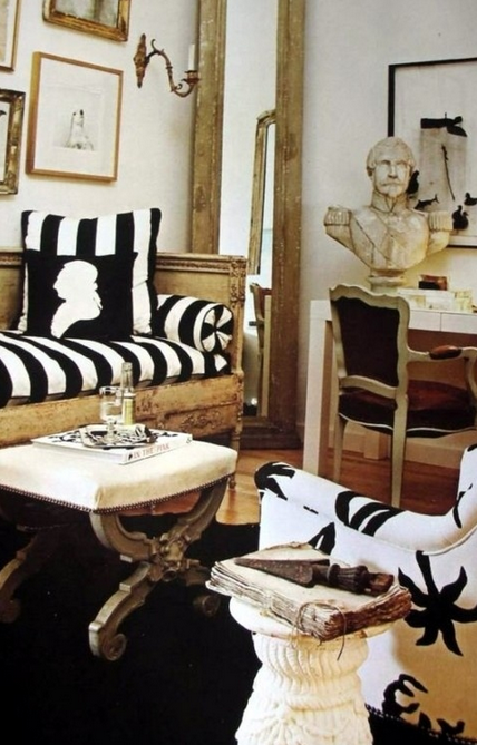 French Charmed: French Black And White