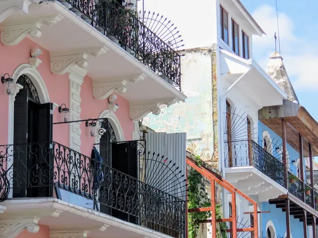 Panama City Layover: Casco Viejo colorful buildings and wrought iron balconies