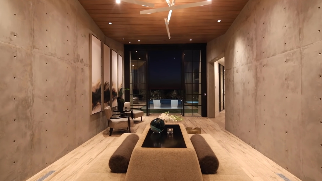 45 Interior Design Photos vs. Tour 4501 Camden Dr Luxury Home