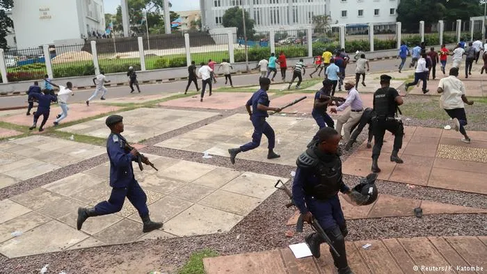 DRC: Polisi yamzuia Fayulu kuhutubia wafuasi wake....Bado Anasisitiza Yeye Ndo Mshindi Halali wa Urais