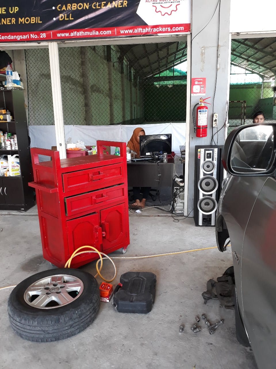 Jasa Servis Mobil Honda 24 Jam Sawunggaling BENGKEL