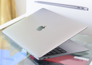 Jual MacBook Air Core i5 (13.3") Scissor 2020 Fullset Malang