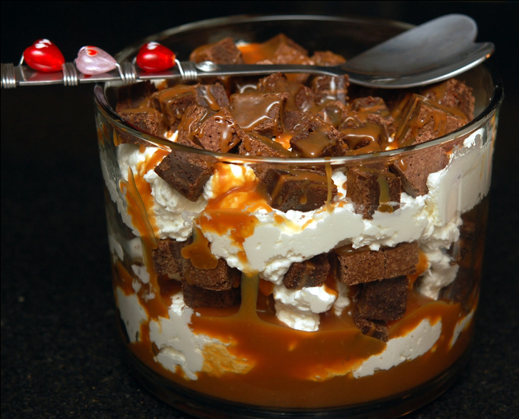 SALTED CARAMEL ROLO BROWNIE TRIFLE Hugs and Cookies XOXO