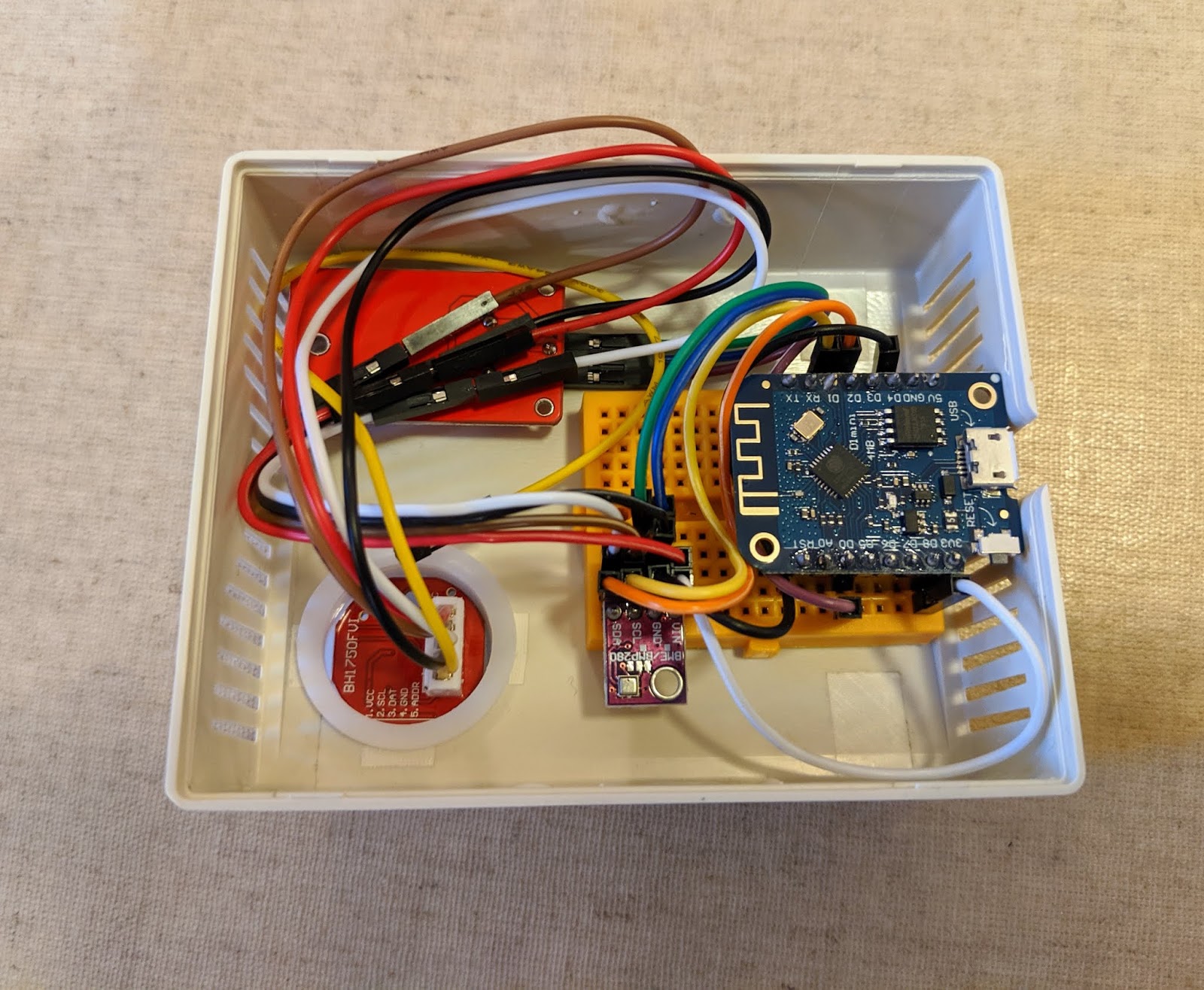 Enclosure for Wemos D1 Mini and environmental sensors