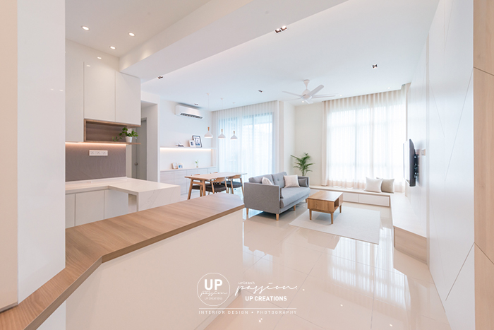 The vyne condo in scandinavian style with combination of white color and wood texture, bright living and dining area with large window