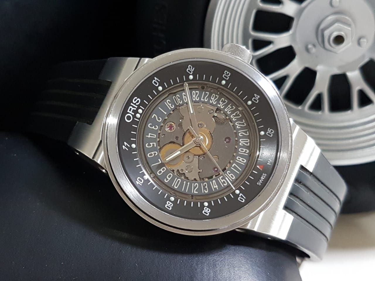 oris f1 skeleton