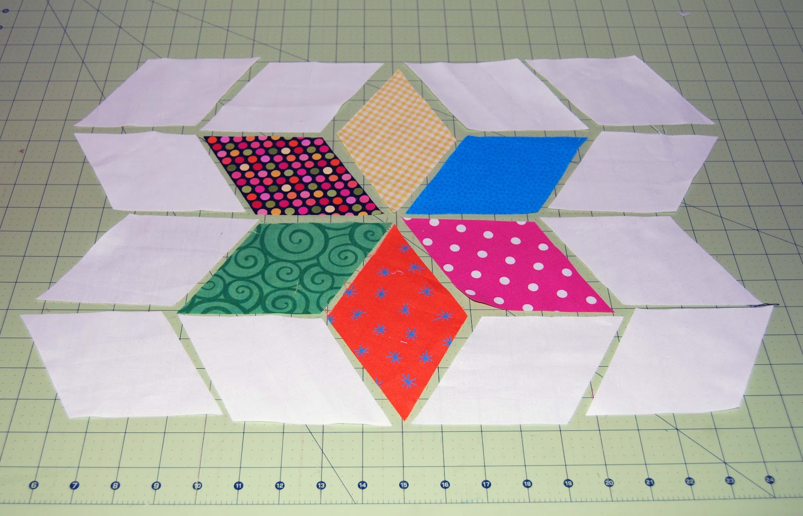 Linz Sews Six Point Diamond Star Tutorial