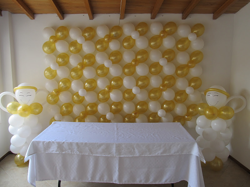 DECORACION PRIMERA COMUNION ANGELES Y ARCOS CON GLOBOS Fiestas Infantiles