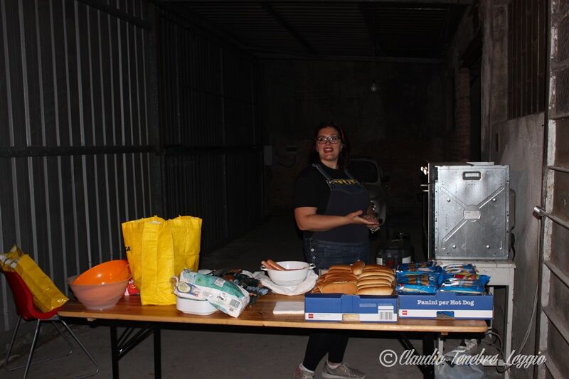 OLDAROMA GAS STATION HOUSE = MOVIES