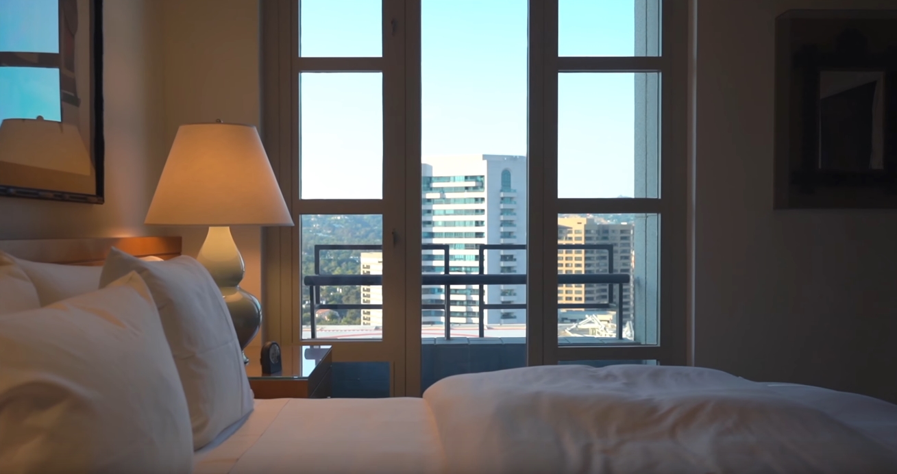 25 Photos vs. 10580 Wilshire Blvd #26 SE, Los Angeles, CA vs. Presidential Penthouse Interior Design Tour