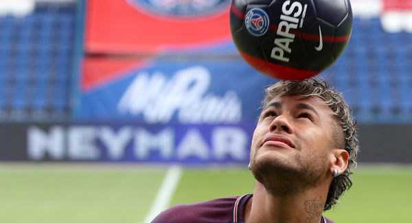 Inilah Daftar 5 Pemain Yang Bisa Kalahkan Messi & CR7 di Tahun 2018, Neymar Hanya No.2