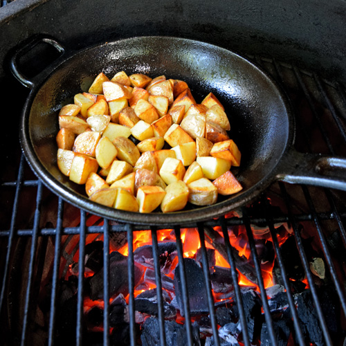 Cómo preparar patatas fritas en la parrilla Big Green Egg