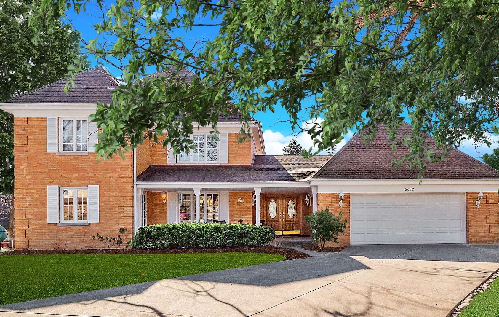 Two Story Homes for Sale in Chicago IL