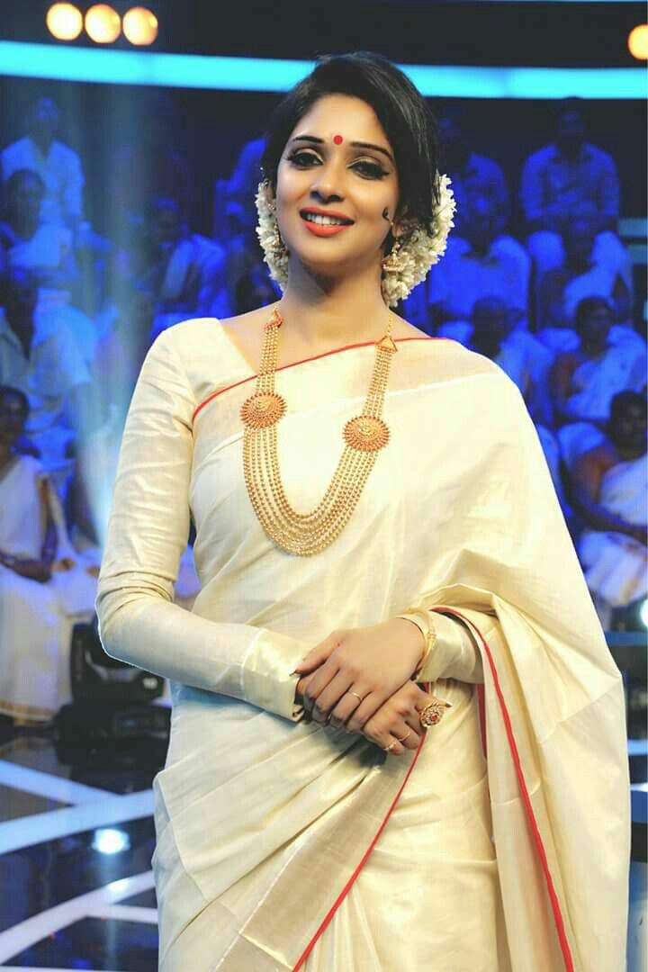 35 Kerala Saree Blouse Designs to try this year Styling