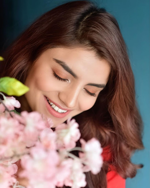 Anveshi Jain Sizzles in Red - Social Media