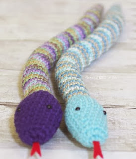 http://translate.googleusercontent.com/translate_c?depth=1&hl=es&rurl=translate.google.es&sl=auto&tl=es&u=http://www.repeatcrafterme.com/2013/07/crochet-snake-pattern.html&usg=ALkJrhjT0O-x2vBIu1yzwV350DaNh5T8-w