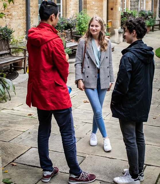 Crown Princess Elisabeth started her university education at Lincoln ...