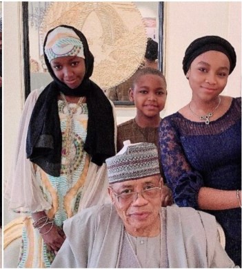 Details: How Rahama Indimi doctored ex-husband’s kids out of IBB’s Eid-Kabir photo with grandchildren - newsheadline247.com