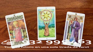 Llama ahora para una lectura de tarot. TAROT