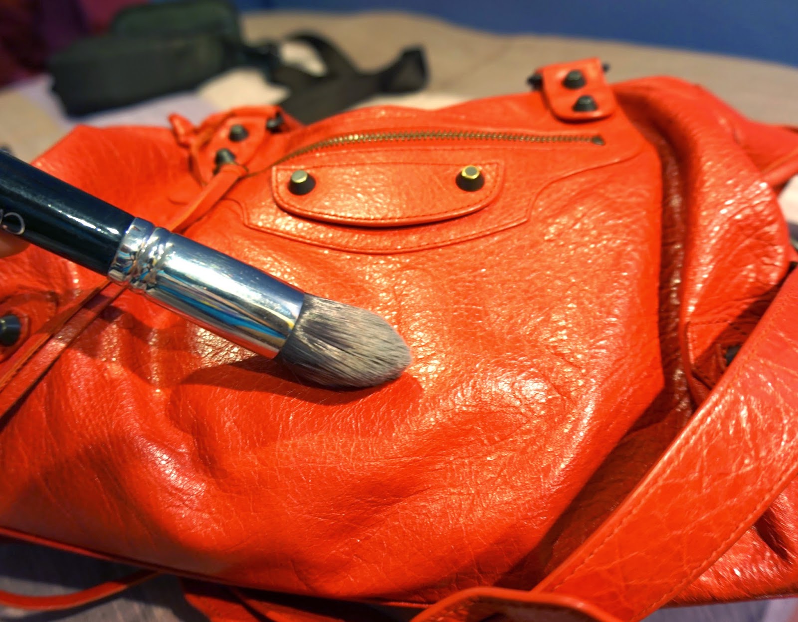 HOW TO Salvage Old Makeup Brushes