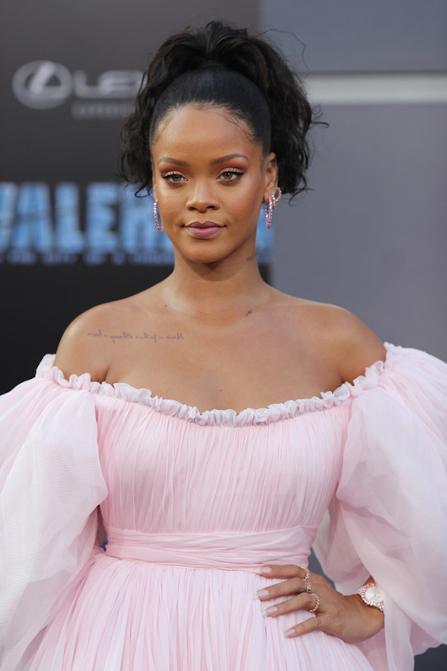 LEO KLEIN - NA PREMIÈRE DE VALERIAN E A CIDADE DOS MIL PLANETAS SÓ DEU ELA - RIHANNA - KENDALL JENNER - CARA DELEVIGNE - POPPY DELEVIGNE LEO KLEIN - NA PREMIÈRE DE VALERIAN E A CIDADE DOS MIL PLANETAS SÓ DEU ELA - RIHANNA - KENDALL JENNER - CARA DELEVIGNE - POPPY DELEVIGNE