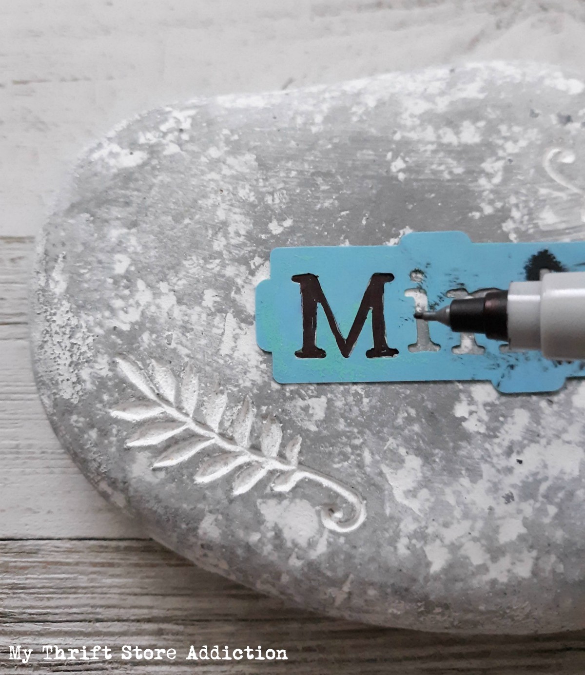 15 minute DIY herb marker stones