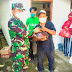 Babinsa dampingi dan Kawal Bansos JPS