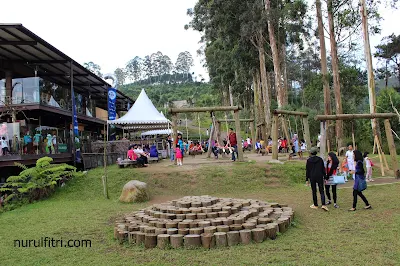 Taman Bermain di Dusun Bambu Lembang