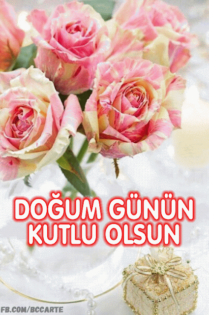 Doğum günün kutlu olsun yazılı pembe güller (GIF)