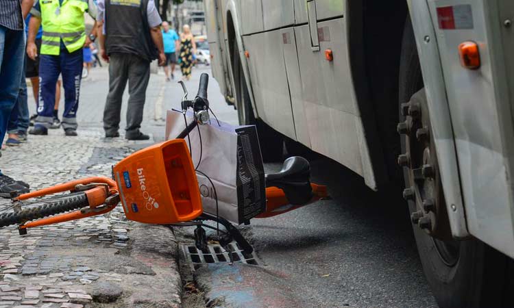 Maio Amarelo busca conscientizar sociedade sobre perigos no trânsito