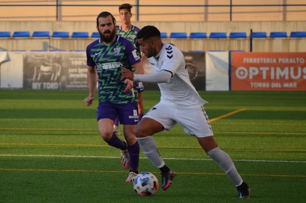 El Vélez CF - Málaga contará con público: conoce cómo adquirir las entradas