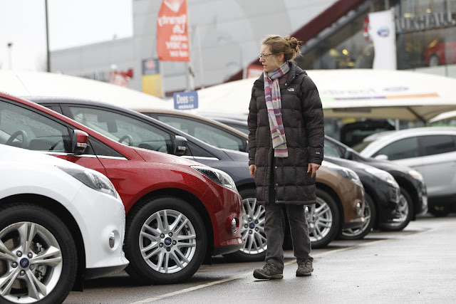 ¿Cuáles son las razones por las que las personas eligen los autos usados ​​en lugar de los nuevos?