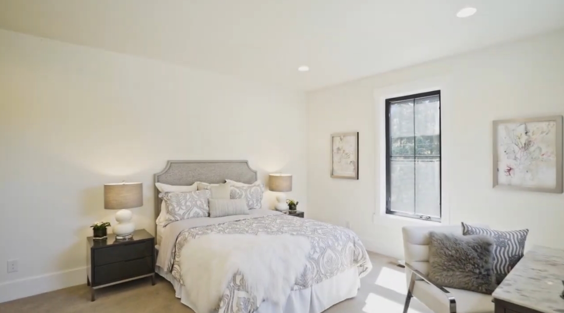 47 Interior Design Photos vs. 9988 NE 26th St, Bellevue, WA Luxury Home Tour