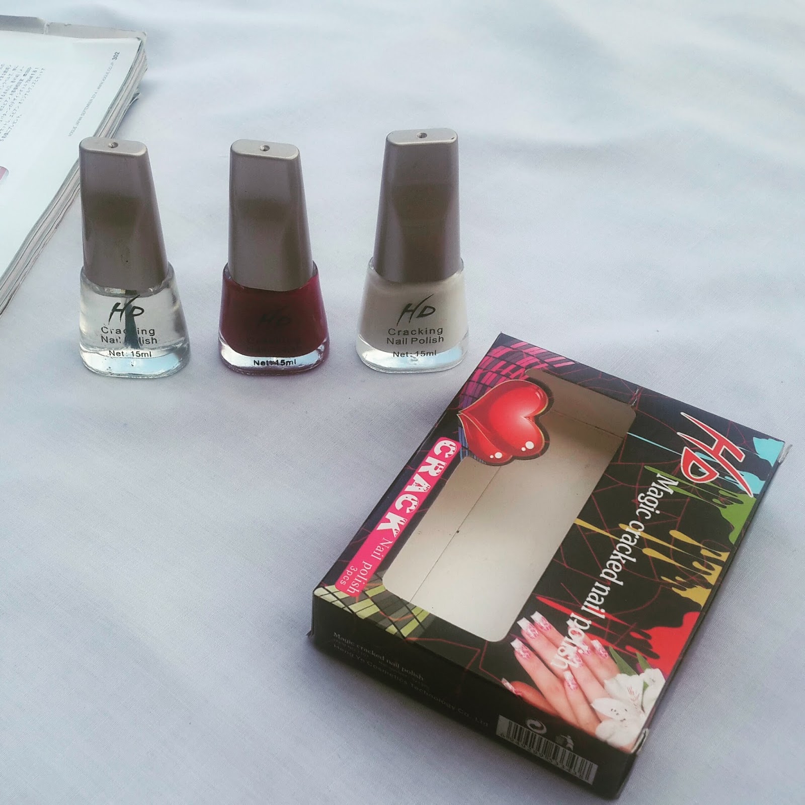 HOW TO APPLY CRACKING NAIL POLISH The Glossychic