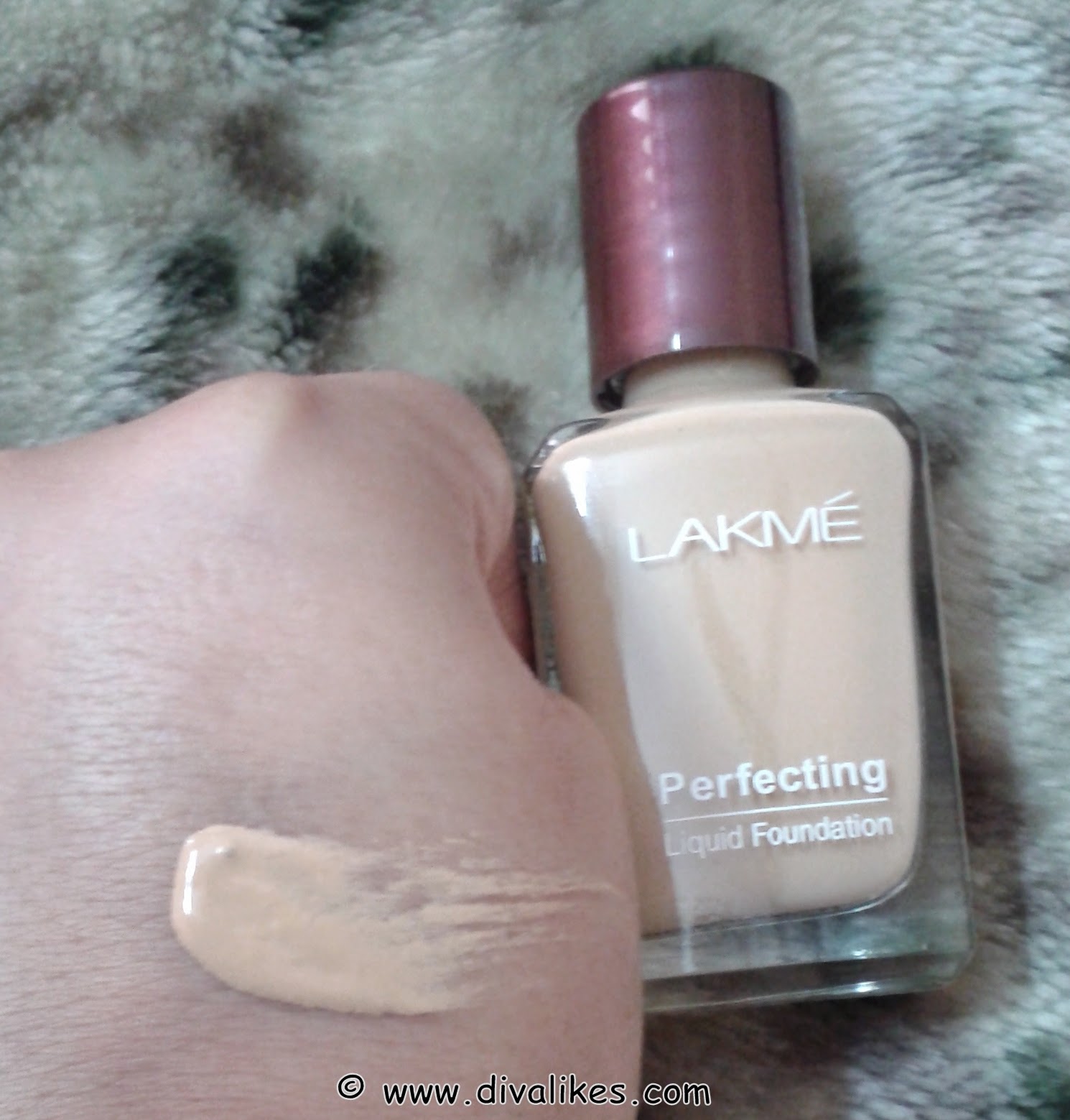Lakme Perfecting Liquid Foundation In Coral Review Diva Likes