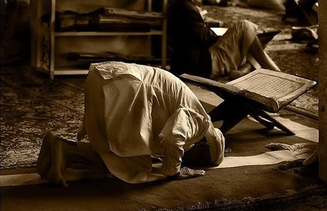4 Macam Tobat dari Maksiat, Mulai yang Berpahala Hingga Malah Membawa Dosa 4 Macam Tobat dari Maksiat, Mulai yang Berpahala Hingga Malah Membawa Dosa