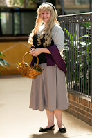  Briar Rose Peasant Dress How-To by Make Lovely Cosplay