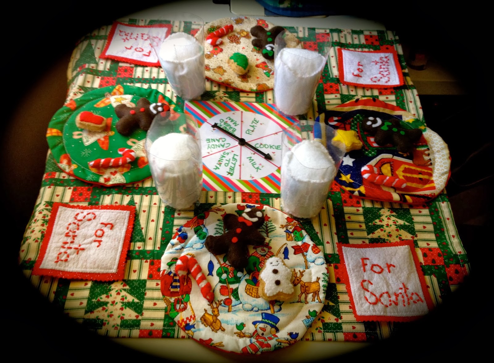 Sticky Genius - Behind the Seams: 'Twas the Night Before Christmas Game