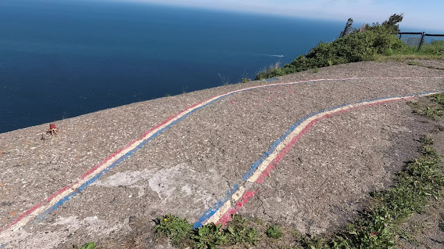 Rampe de lancement au sommet du mont Saint-Pierre