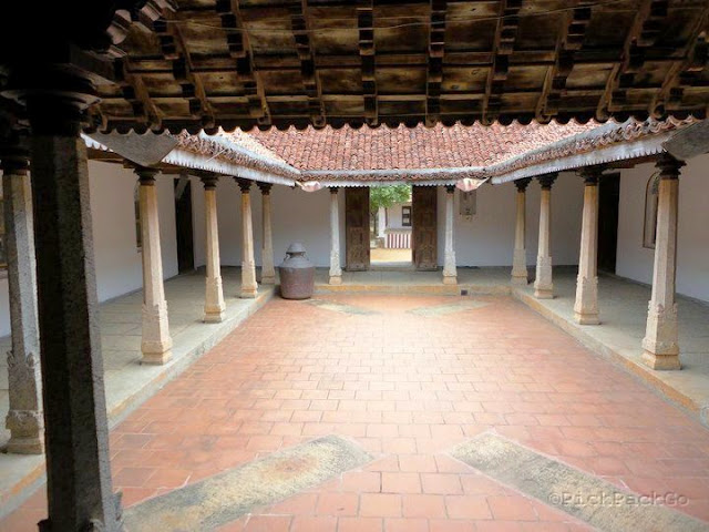  DakshinaChitra - Tamilnadu traditional Chettinadu house