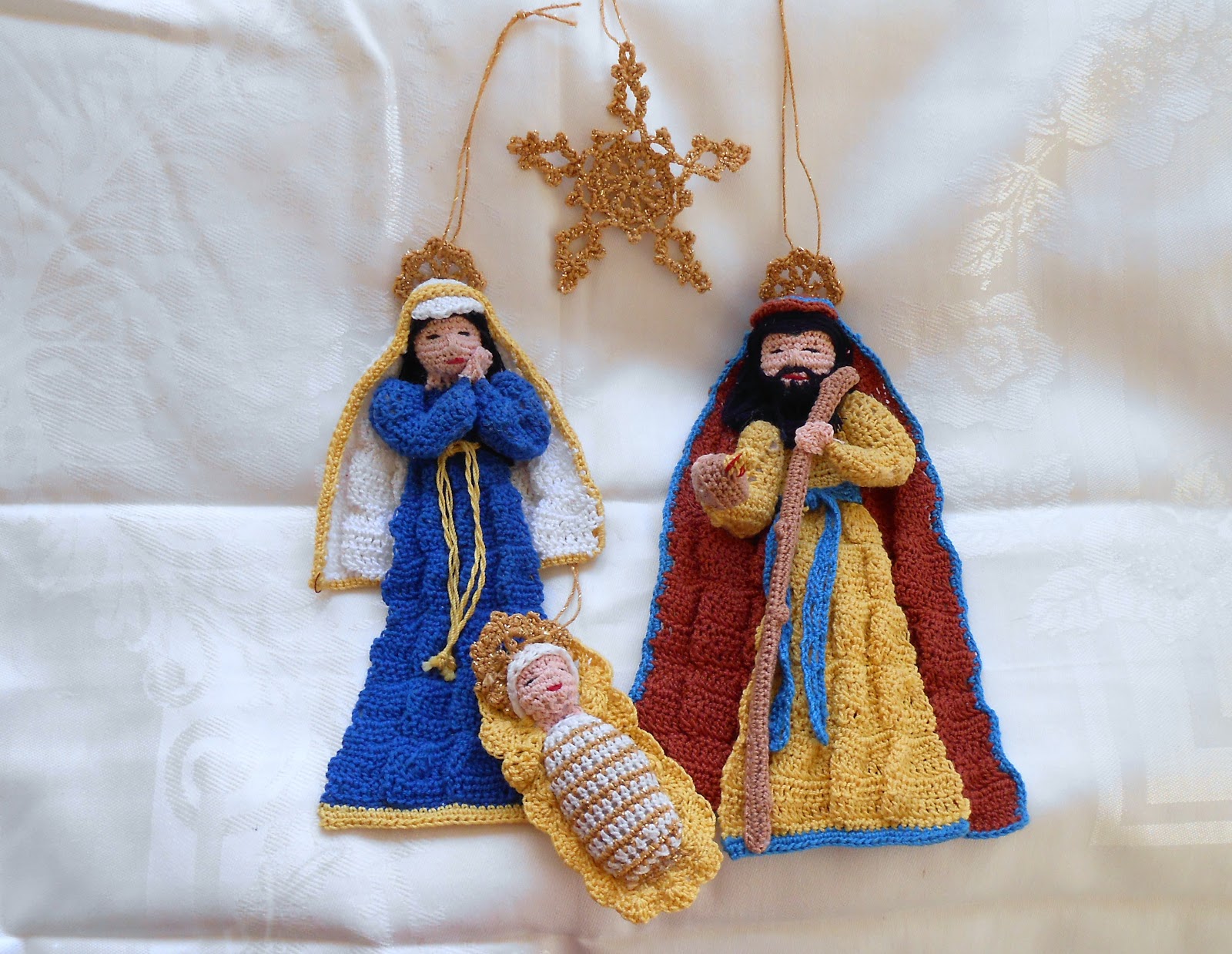 LoisLeigh Anderson's Creations blog Crochet Nativity set
