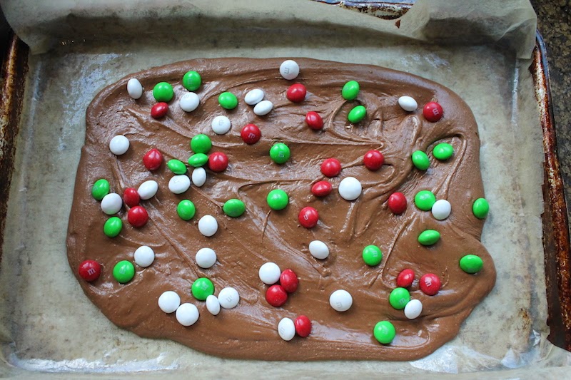 Mint Chocolate M&M's Fudge - Pins and Procrastination