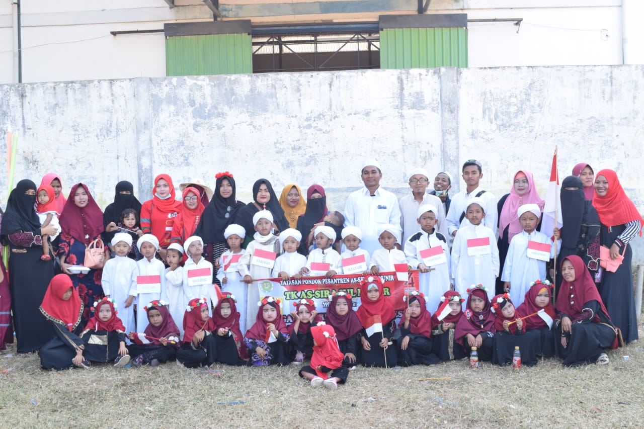 73 Gambar Anak Tk Pegang Bendera 73 Gambar Anak Tk Pegang Bendera