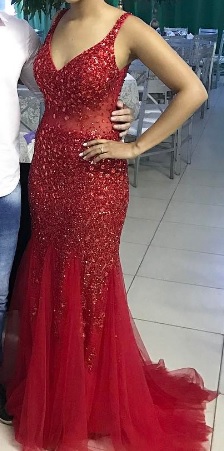 vestido pedraria vermelho